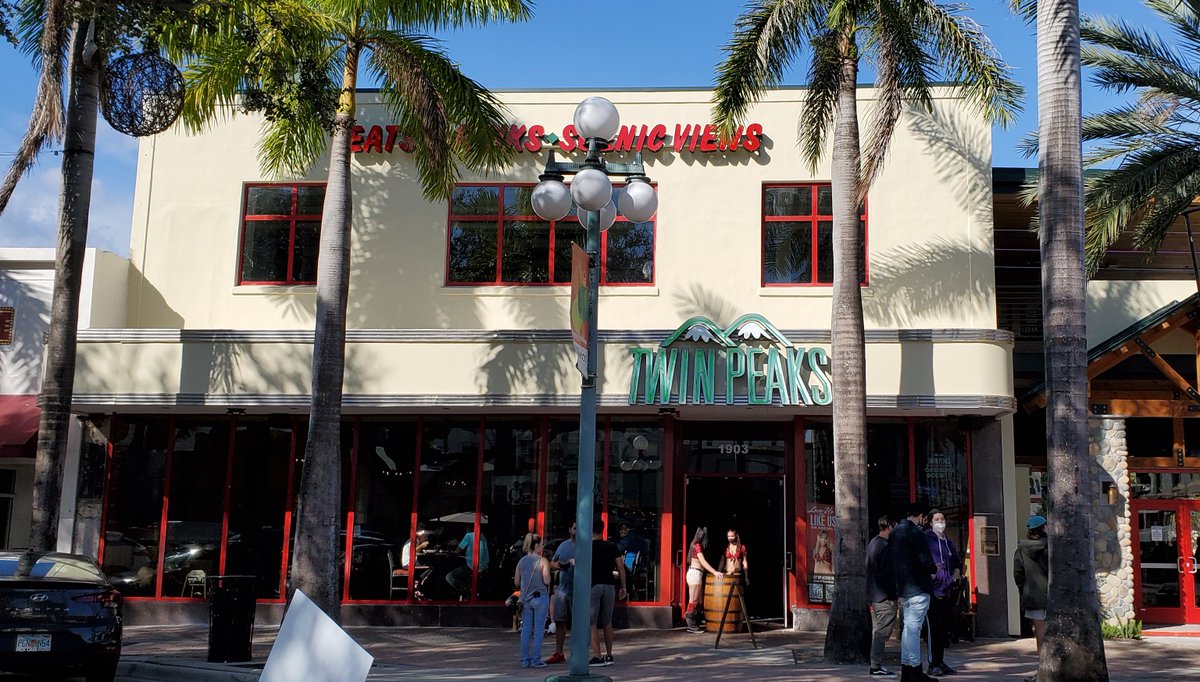 $7MM Retail Recapitalization | Hollywood, FL