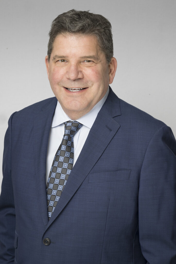 Andrew Murray headshot
